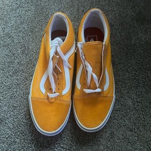 Orange/yellow old school vans size 9.5